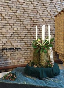 liturgisch-bloemstuk-advent-4_0_1024px